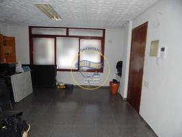 OPORTUNIDAD! LOCAL ENTRESUELO DISPONIBLE EN ONTINYENT photo 0