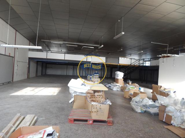 OPORTUNIDAD NAVE EN ALQUILER EN ONTINYENT photo 0