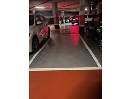 PARQUING LLOGUER AL COSTAT DEL CORTE INGLES. photo 0