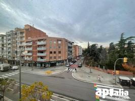 PIS VENDA 4HAB. AVDA. CONCORDIA, NOMES PER INVERSORS. photo 0