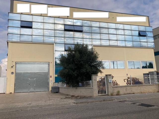 NAU LLOGUER IMPECABLE DE SUP. TOTAL CONSTRUÏDA 2.459m2. AL VENDRELL (POLIGON LES MATES) photo 0