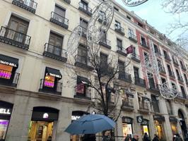 Loft En alquiler en Calle Del Arenal, Centro, Madrid photo 0
