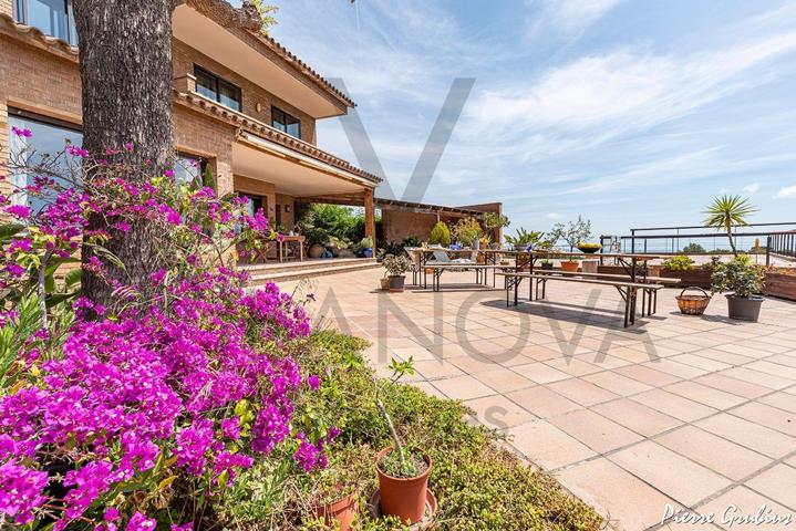 Casa En venta en Garrofers, Castellvell Del Camp photo 0