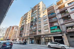 Piso En venta en Calle D'O'Donnell, Centre, Reus photo 0