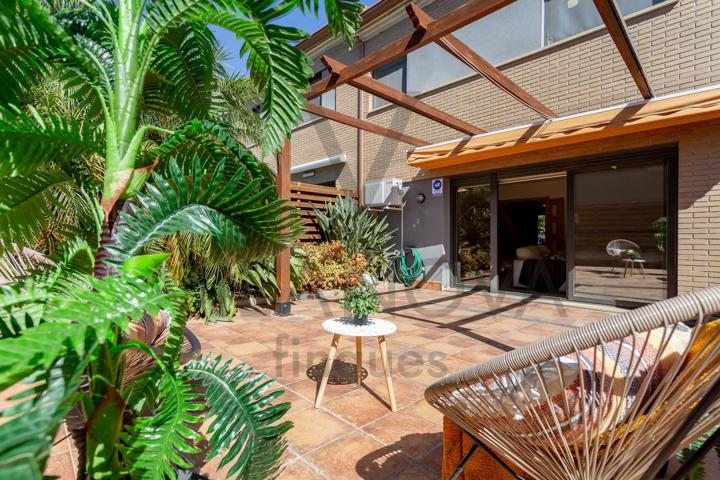 Unifamiliar Pareada En venta en Cl Molins, La Selva Del Camp photo 0