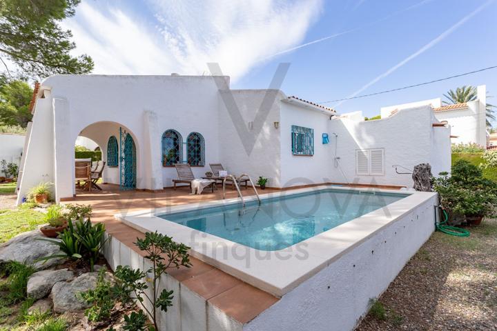 Casa En venta en Cl Muga De La, Casalot, Mont-Roig Del Camp photo 0