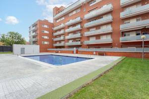 Dúplex En venta en Cl Fuster Valldeperes, Llevant, Reus photo 0