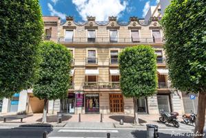 Piso En venta en Raval De Martí Folguera, Centre, Reus photo 0