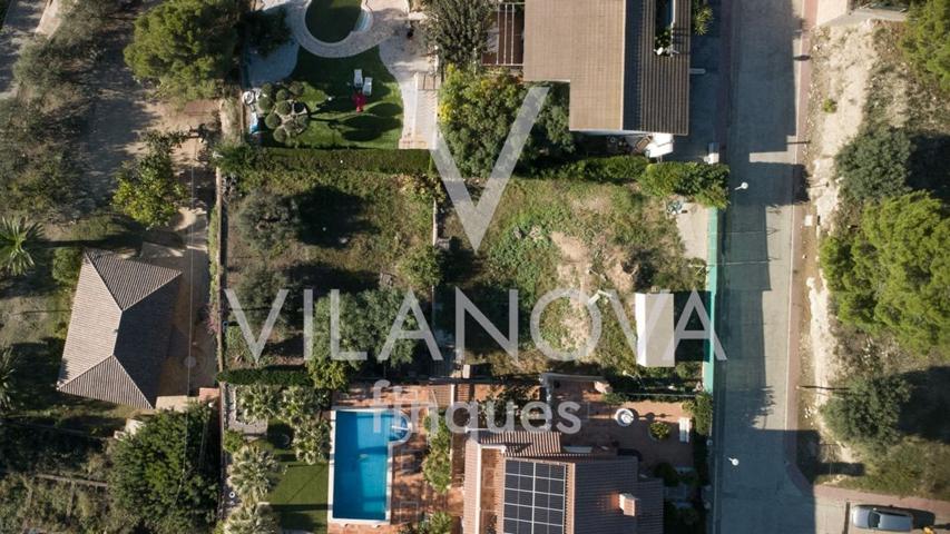 Terreno Urbanizable En venta en Calle Del Tramuntà, Castellvell Del Camp photo 0