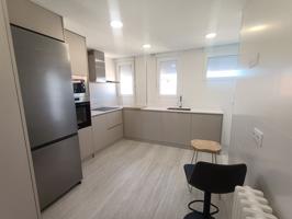 Piso En alquiler en Parque Sur, Albacete photo 0