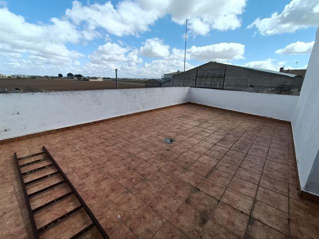 Unifamiliar Pareada En venta en Barrios Periféricos - Pedanías, Albacete photo 0