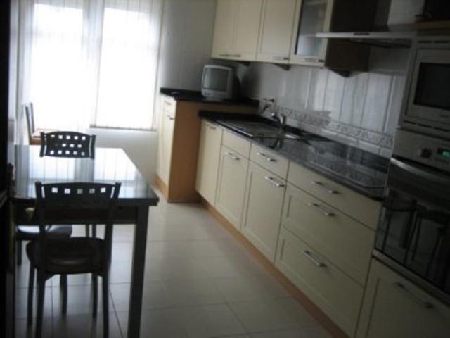 Unifamiliar Pareada En venta en Almazcara, Congosto photo 0
