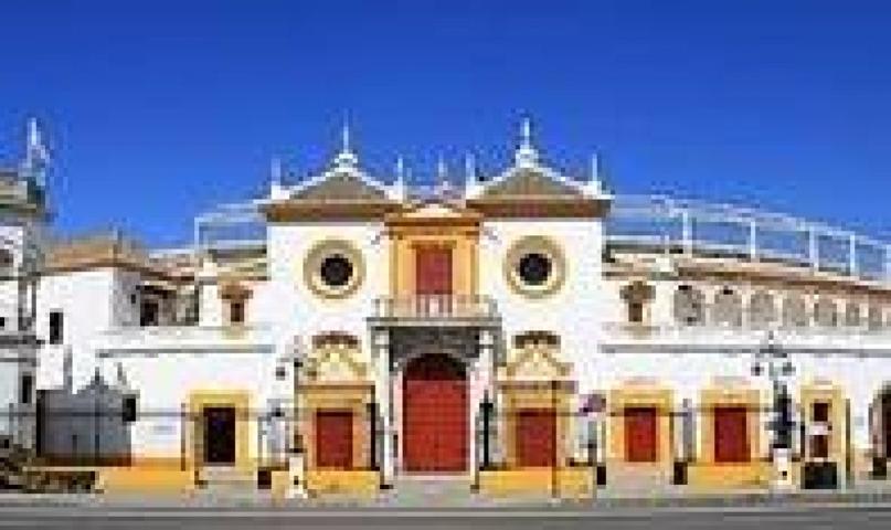 Oficina En venta en Arenal - Museo, Sevilla photo 0