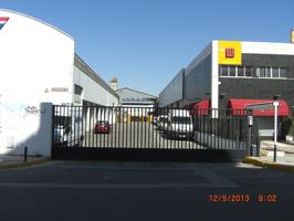 Nave Industrial En venta en Sevilla photo 0
