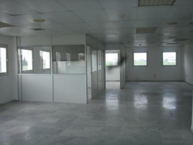 Oficina En alquiler en Sevilla photo 0