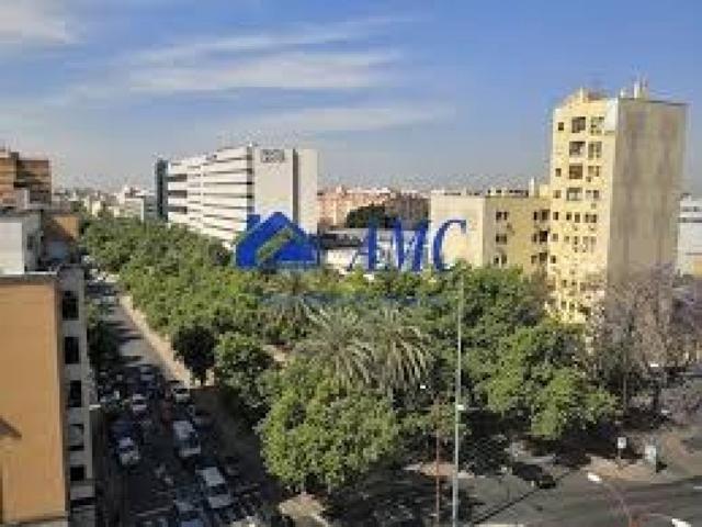 MAGNÍFICA PLAZA PARKING, AVDA. RAMON CAJAL, EDIFICIO NOBEL photo 0