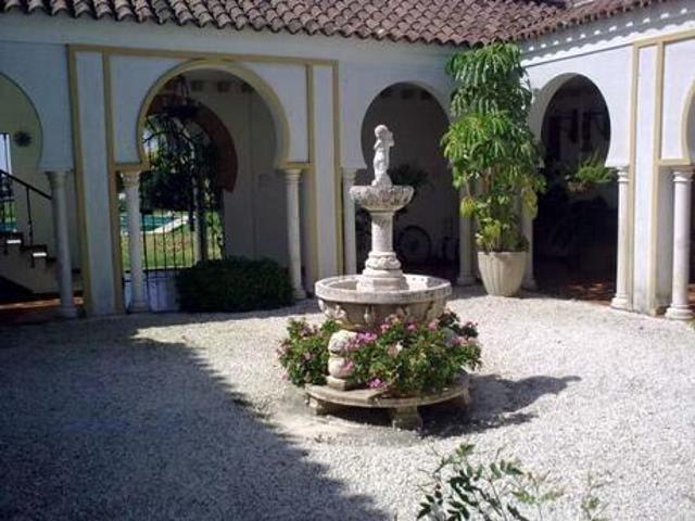 Casa De Campo En venta en Centro, Huelva photo 0