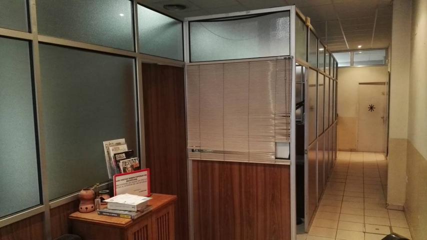 Oficina En venta en Nervión, Sevilla photo 0