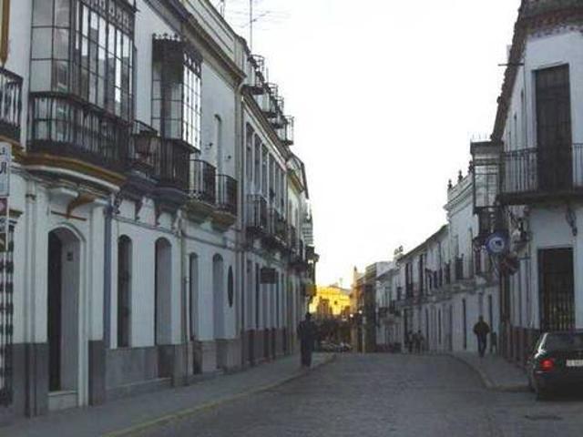 Casa De Pueblo En venta en Constantina photo 0