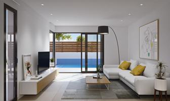 Salón comedor con luz natural, suelo de baldosas. Habitación con luz natural, suelo de baldosas. Lavabo con suelo de baldosas, claraboya. Terraza con toldo. Cocina con luz natural, suelo de baldosas, acero inoxidable. Exterior de la casa con toldo, piscina