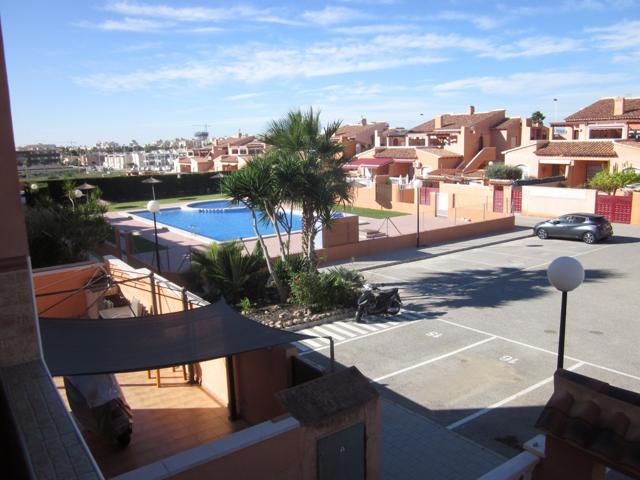 PRECIOSO APARTAMENTO EN RESIDENCIAL CERRADO, ZONA EXCLUSIVA photo 0