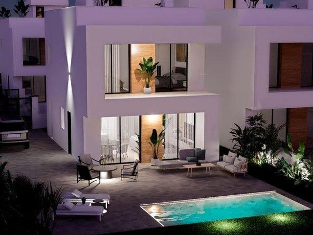 OBRA NUEVA - VILLA 3 DORMITORIOS, PISCINA, PARKING, Y SOLARIUM photo 0