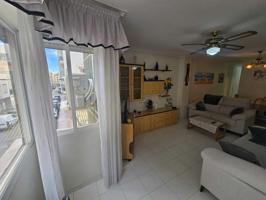 Piso centrico de 3 dormitorios, orientación sur para entrar a vivir photo 0