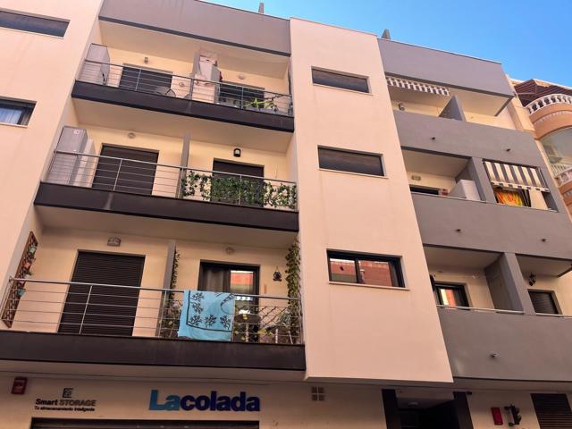 Bonito apartamento de 3 dormitorios con garaje y trastero a 100 m de la Playa photo 0