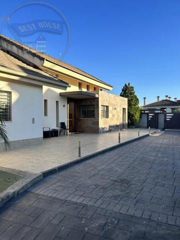 +Magnífico chalet en Casillas, con una superficie de 432 m² y una parcela de 984 m²+ photo 0
