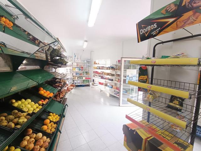 ++Local Comercial en Venta en Barrio de San Roque - Excelente Oportunidad de Inversión++ photo 0