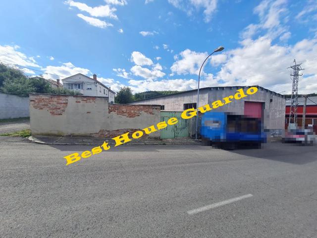 Nave Industrial En venta en Casco Urbano, Guardo photo 0