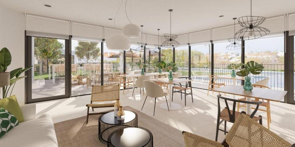 *** APARTAMENTO A LA VENTA FRENTE A LA PLAYA, CON MAGNIFICAS VISTAS AL MAR Y ORIENTADO AL SUR photo 0