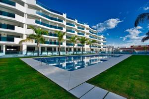 FANTÁSTICO APARTAMENTO EN LA MEJOR ÁREA DE SERVICIOS Y TIENDAS DE MIJAS-FUENGIROLA. photo 0