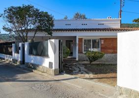 CHALET A 4 VIENTOS CON TERRENO EN CABRILS photo 0