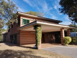 Fantástico chalet a 4 vientos en Vilanova del Valles con piscina photo 0