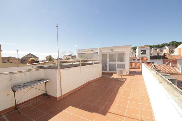 ESPECTACULAR DUPLEX CON TERRAZA EN PLENO CENTRO DE ARENYS DE MAR photo 0