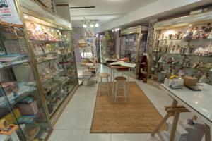 ¡Traspaso de Negocio Consolidado! Tienda de Bodas y Eventos con Más de 30 Años de Éxito photo 0