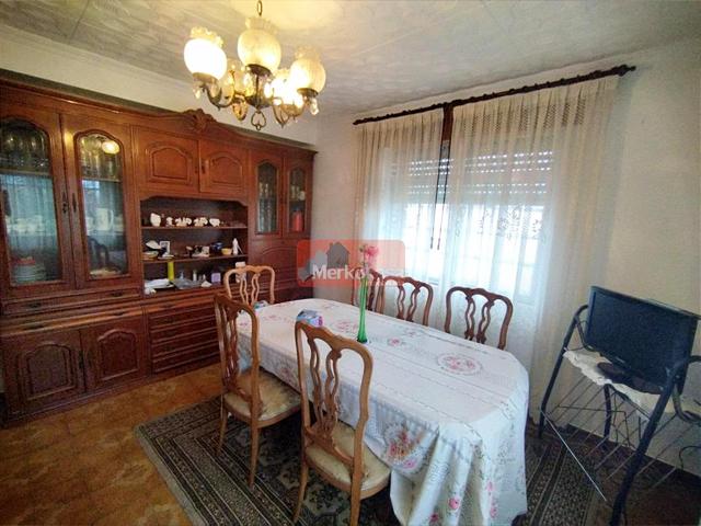 OPORTUNIDAD!!!! SE VENDE CASA UNIFAMILIAR CON FINCA A 2 KMS DE BEGONTE, CON DOS FINCAS GRATUITAS SÓLO HASTA FINAL DE AÑO photo 0