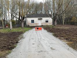 SE VENDE CASA CON FINCA CERRADA EN O CORGO photo 0