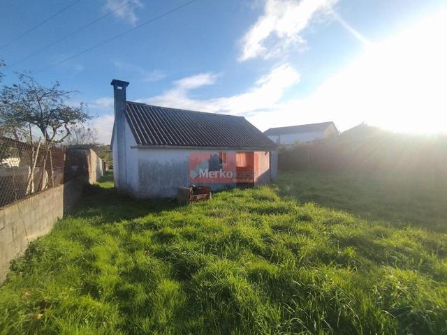 SE VENDE FINCA CERRADA CON UNA PEQUEÑA EDIFICACIÓN EN OTERO DE REY photo 0