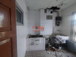 SE VENDE CASA ADOSADA PARA REHABILITAR EN SAGRADO CORAZÓN photo 0