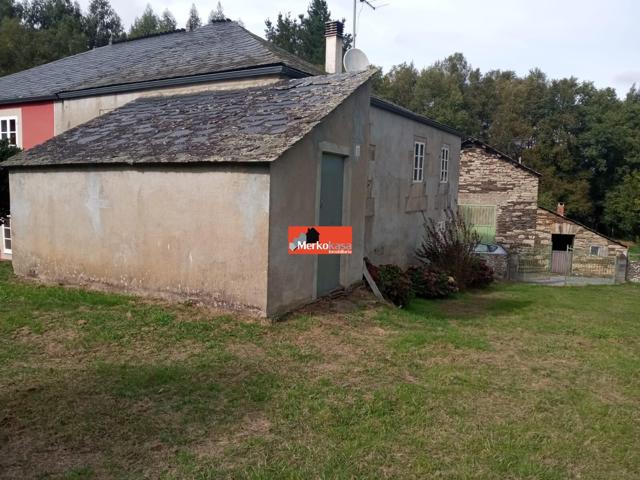 Se vende Casa tradicional con finca y alprendres en Begonte photo 0