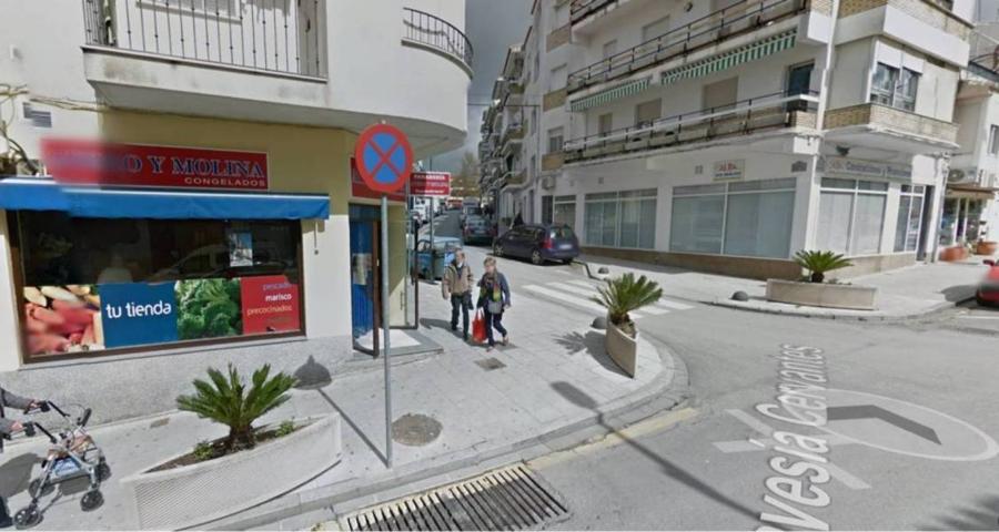 Local comercial en alquiler photo 0