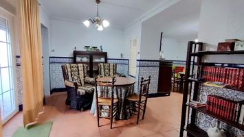 Casa En venta en Próxima Al Ayuntamiento, Doña Mencia photo 0