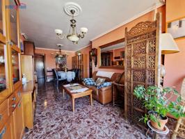 AMPLIO PISO PARA ENTRAR A VIVIR EN FUENSANTA photo 0