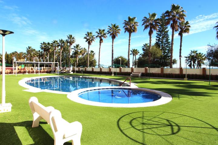 PRECIOSO APARTAMENTO EN PRIMERA LINEA DE PLAYA photo 0