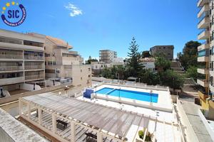 Apartamento en zona de playa de la Concha con una espectacular terraza de 88m2, piscina, garaje y trastero photo 0