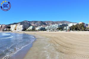 Magnifico apartamento de tres habitaciones junto al mar con piscina, garaje y trastero, zona playa de la Concha photo 0