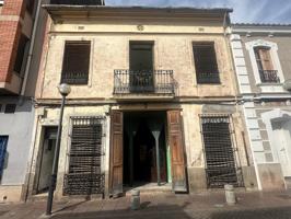 Edificio Emblemático en el Centro de Benicàssim – Ideal para Restaurante con Terraza y Gran fachada. photo 0