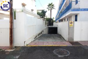 Plaza de parking en garaje cerrado comunitario en zona de la playa de morro de Gos, playa de la Concha y pueblo de Oropesa del Mar photo 0